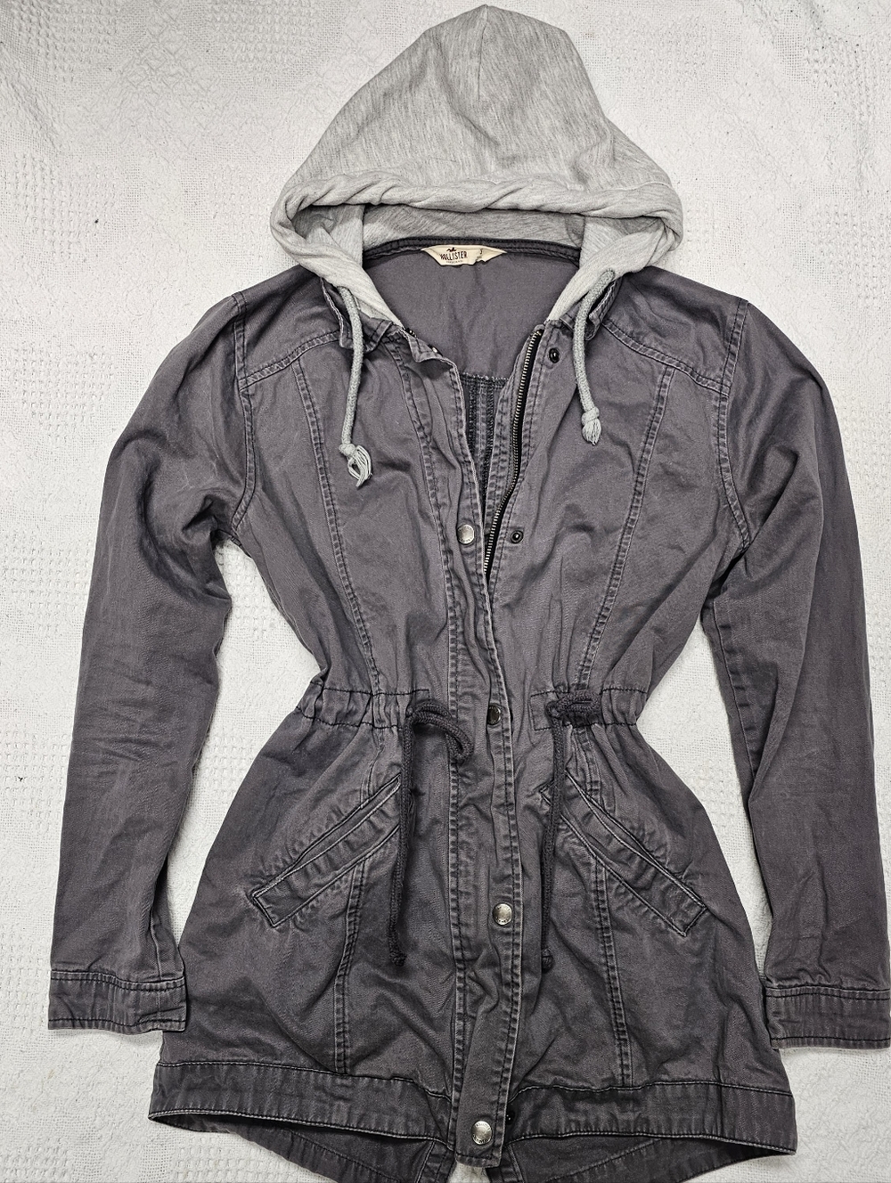 Hollister Gray Hooded Anorak Jacket with Drawstring Waist Size Small